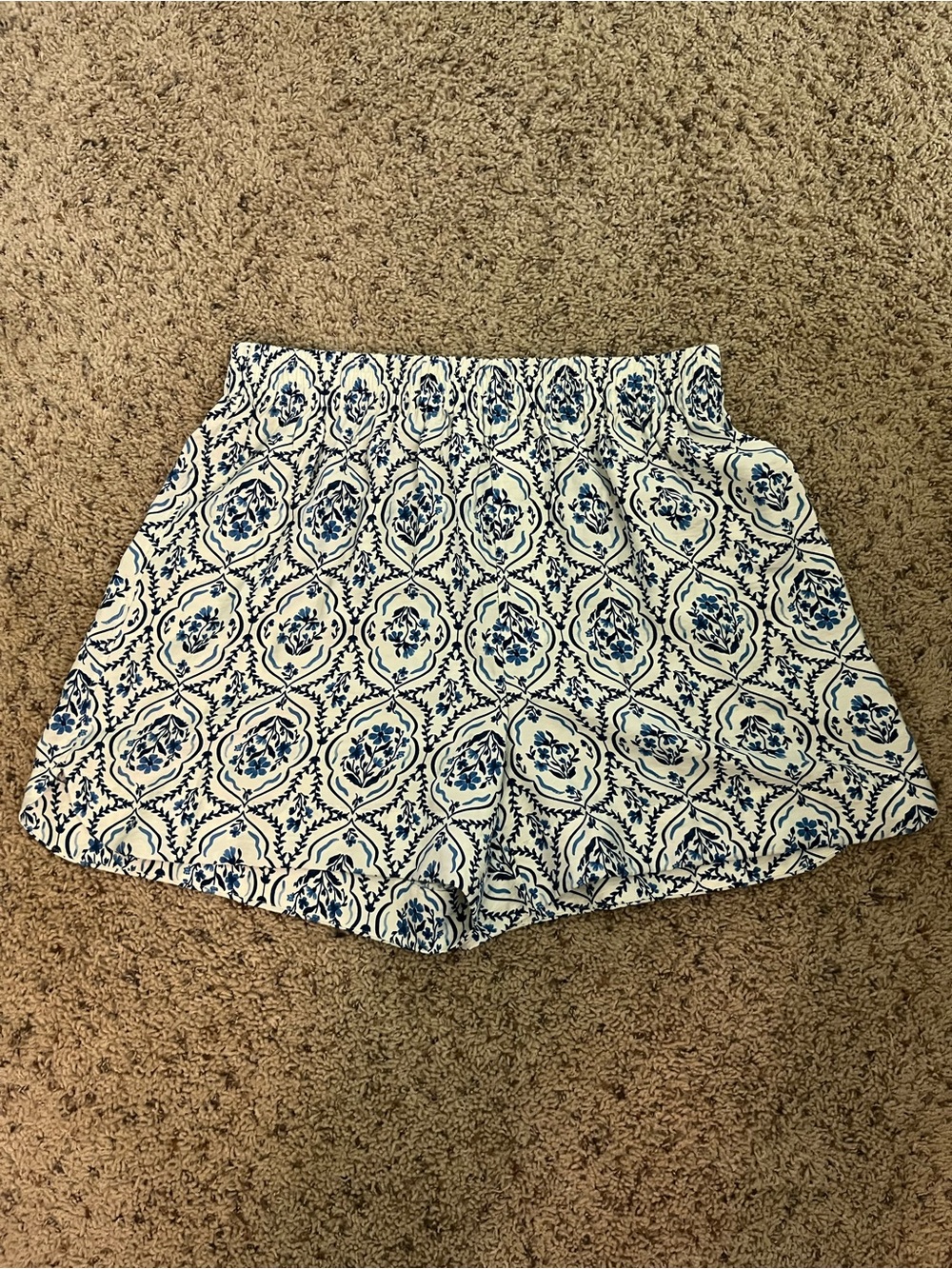 H&M White and Blue Printed Women’s Shorts